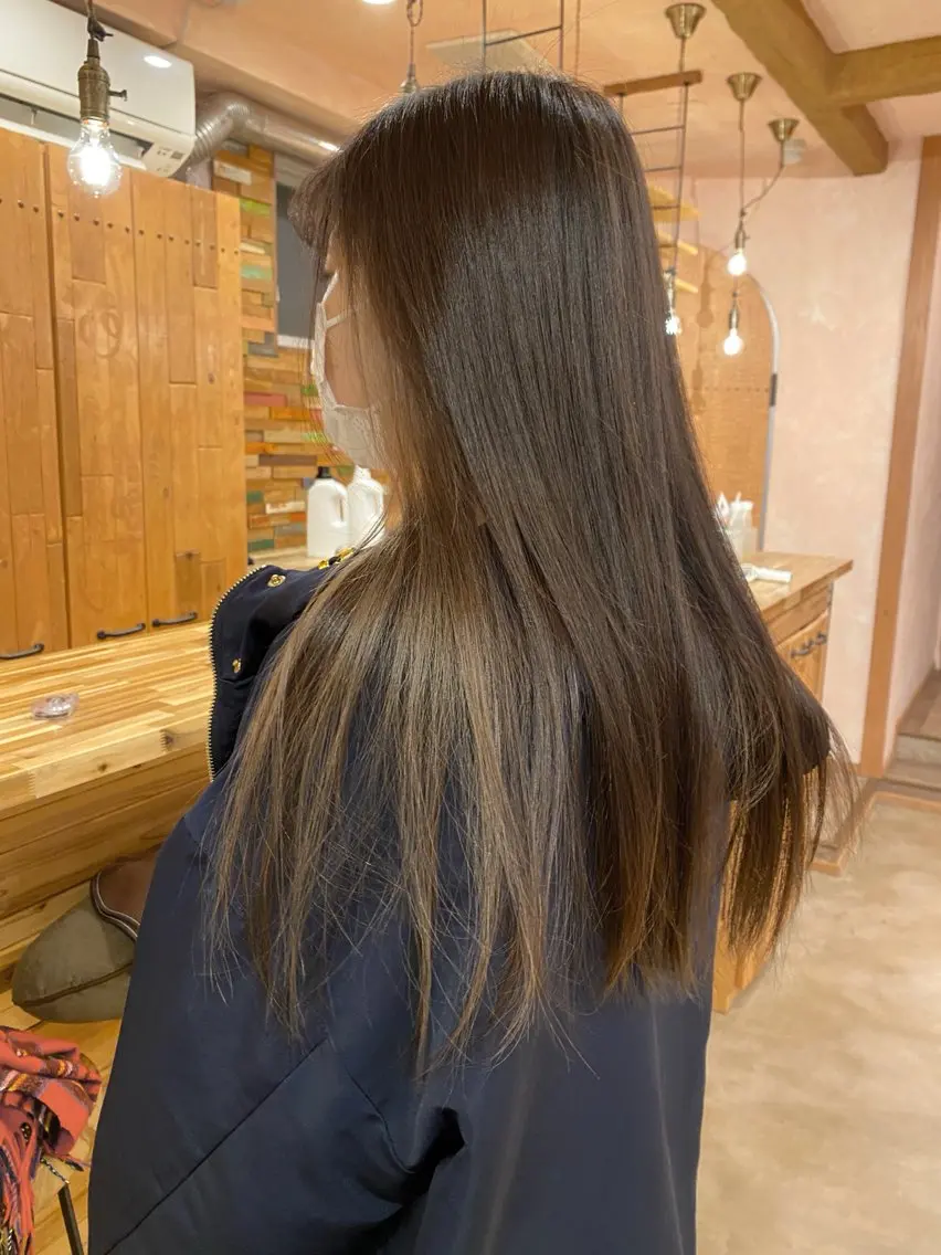 ロング MORISHITA HARUKAのヘアスタイル