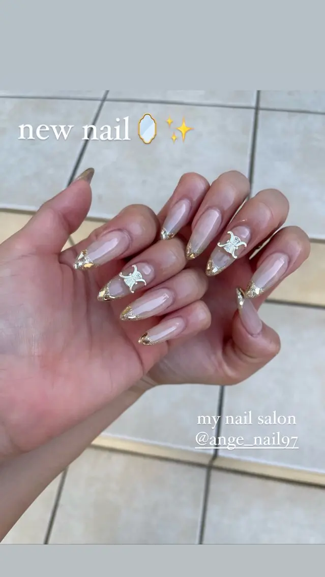 ネイル フレンチネイル ガラスフレンチ ゴールド ラメ(グリッター) スカルプネイル ハンドネイル Nail salon 🎀Angeのネイルデザイン