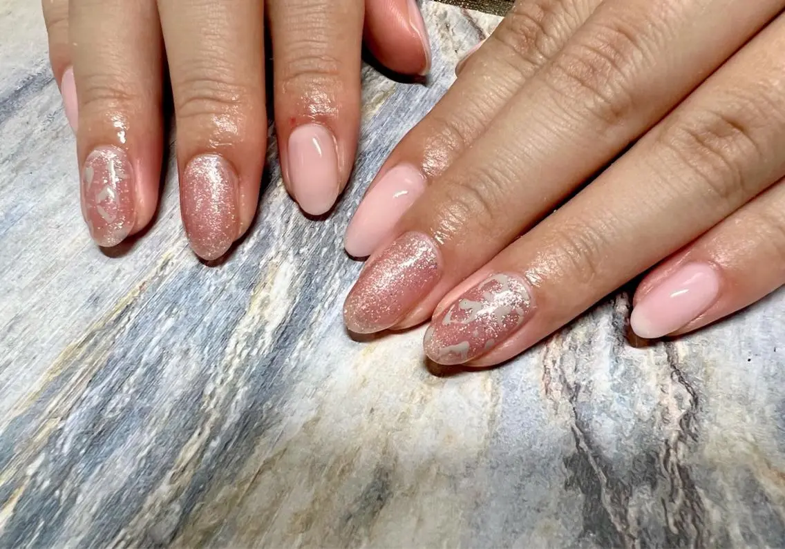 ネイル ハンドネイル mogunail &blowのネイルデザイン