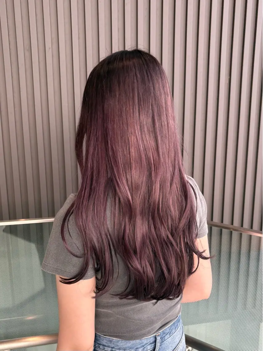 ロング カラー 間部 美羽のヘアスタイル