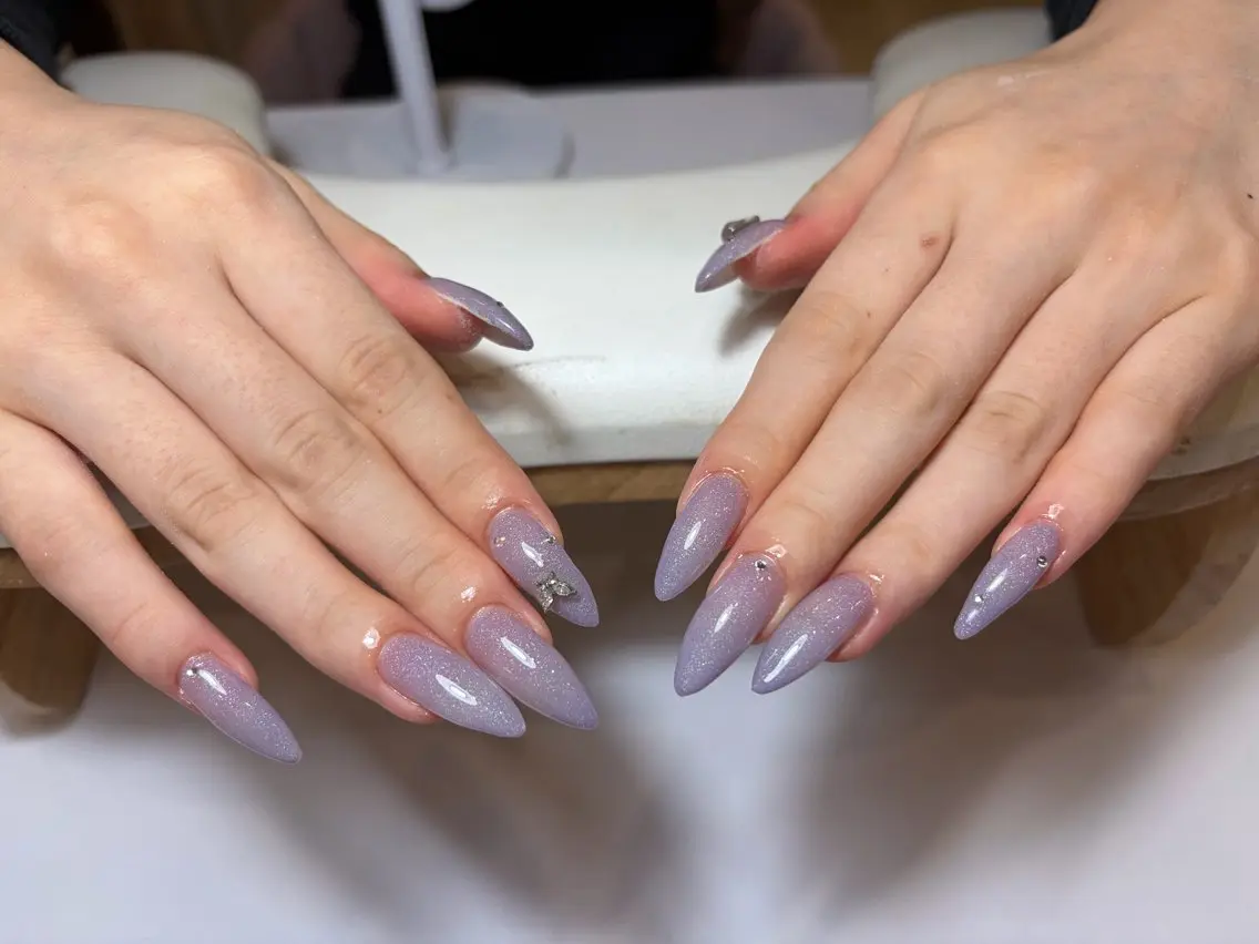 ネイル ハンドネイル 🎀 アネラ しま  🎀のネイルデザイン