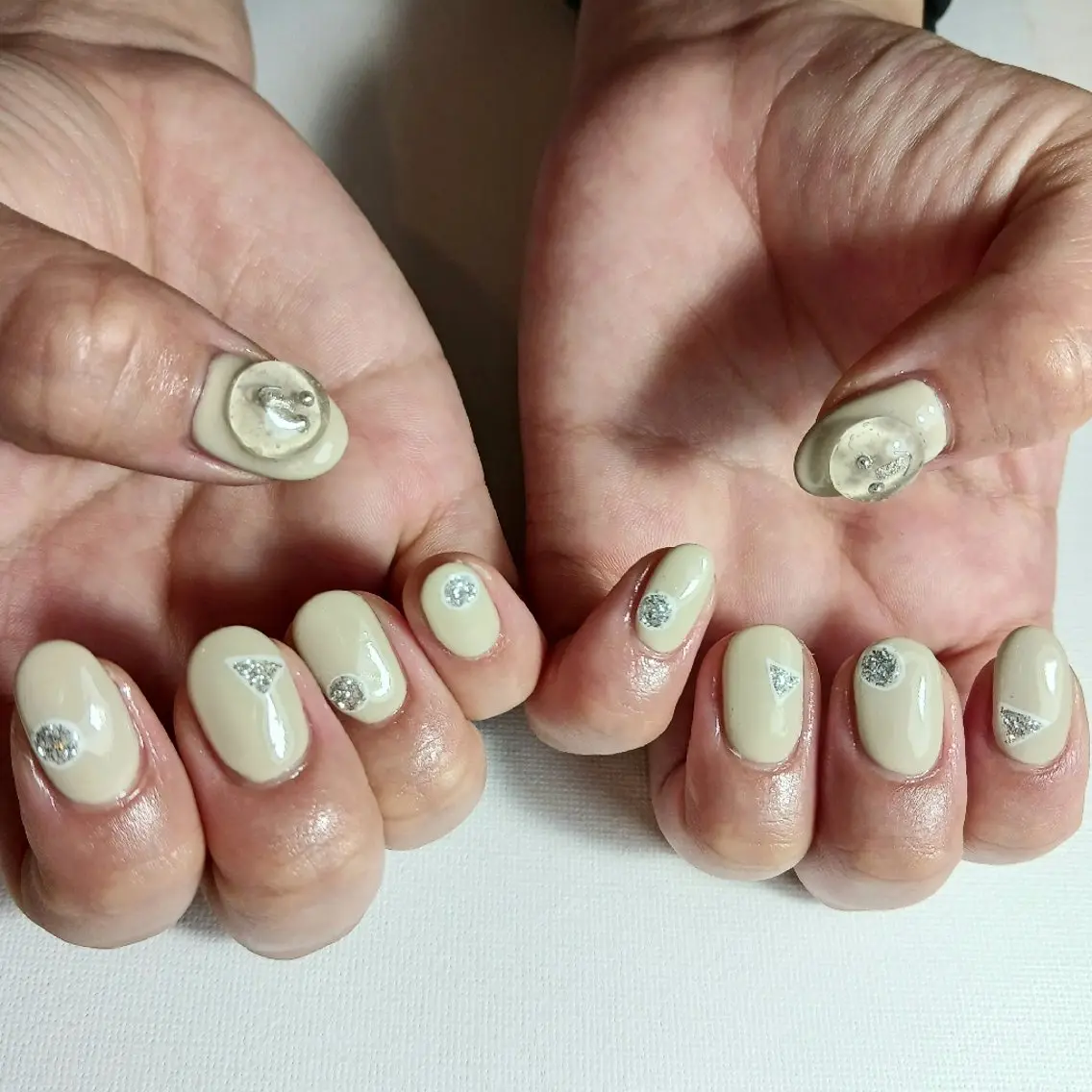 ネイル アートネイル ジェルネイル 持ち込み ワンカラーネイル ハンドネイル owlnail /持込みデザイン専門のネイルデザイン