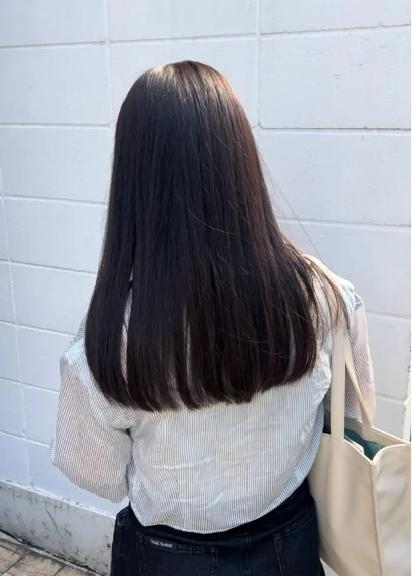 セミロング カラー カット ヘアカラー 石野 友唯のヘアスタイル