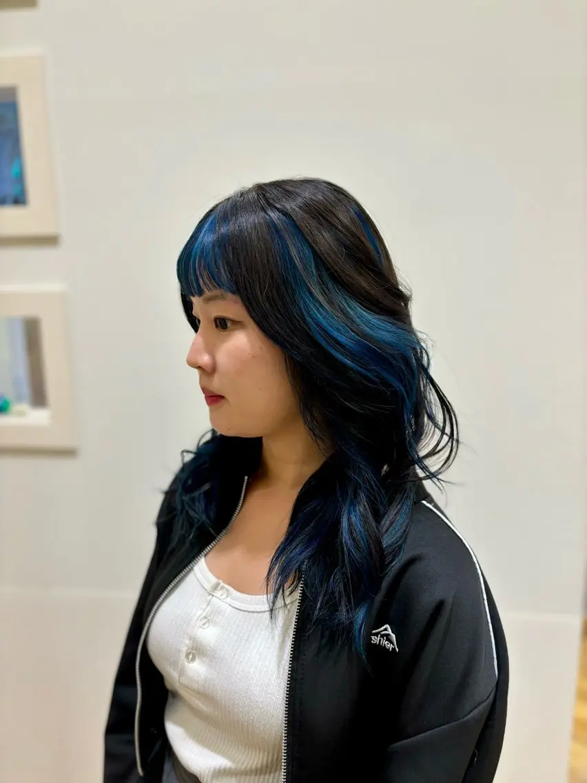 ロング カラー 田中 真白のヘアスタイル