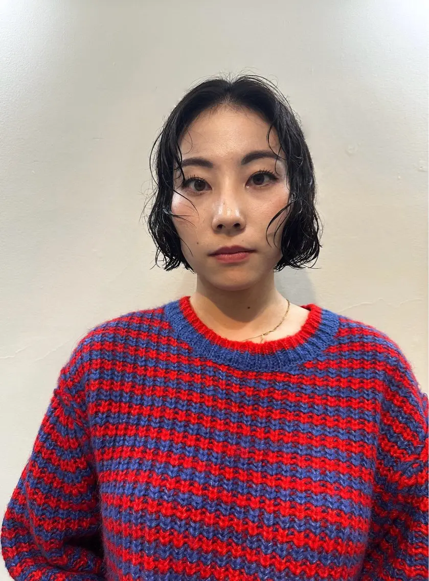 ショート ボブ カット ヘアカラー 竹中 彩音のヘアスタイル