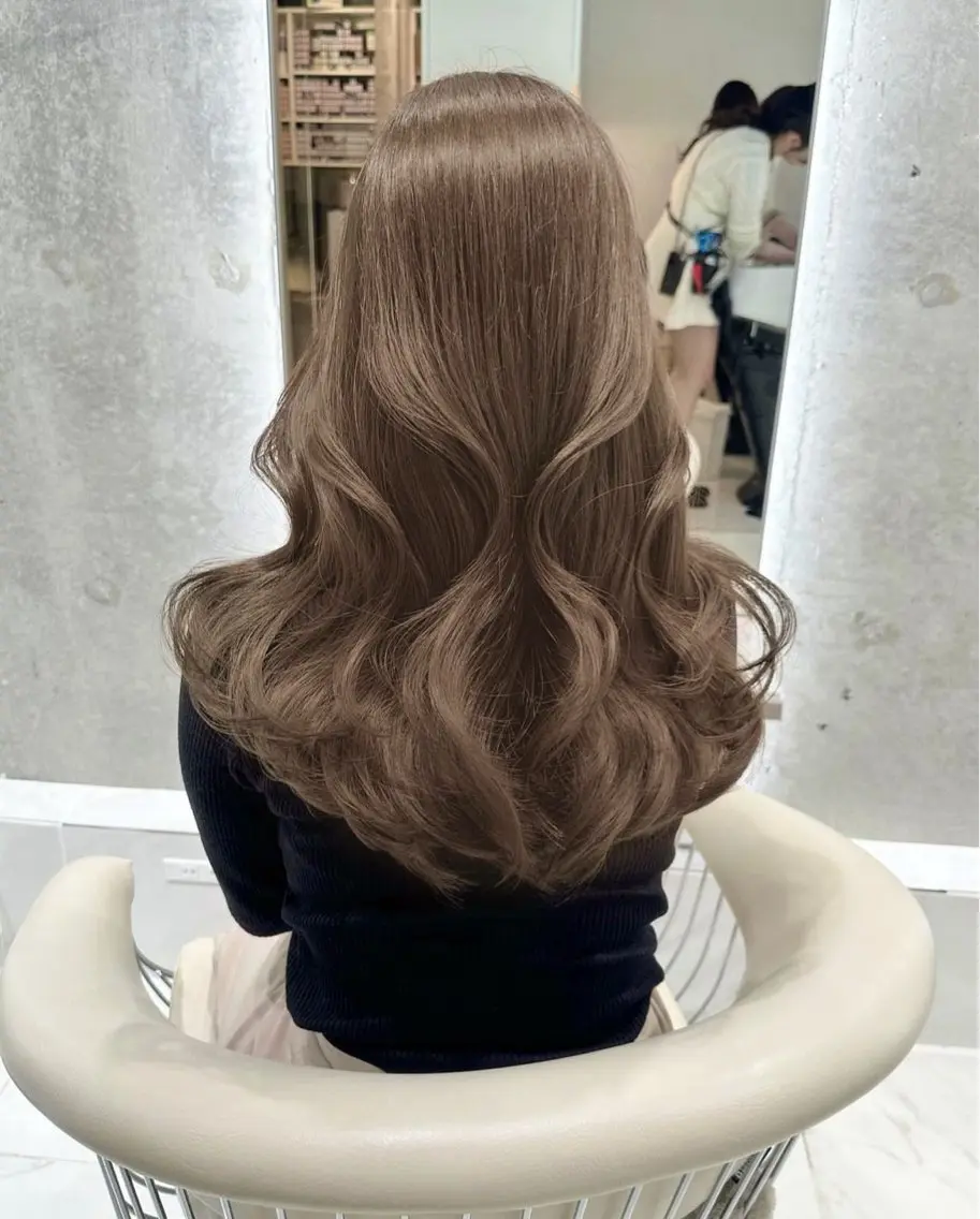 ロング カラー ブラウンカラー レイヤー/グレージュ 渋谷表参道/小森波琉のヘアスタイル