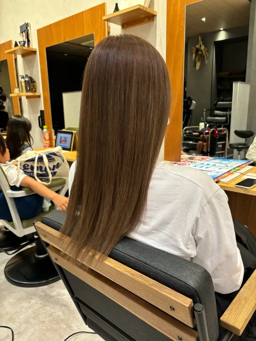 カラー ベージュカラー ブリーチ 北村 祐樹のヘアスタイル