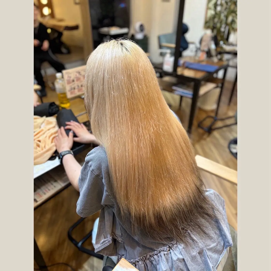 セミロング カラー ブラウンカラー デザインカラー 柏木 千響️🫧 似合わせカット🫧のヘアスタイル