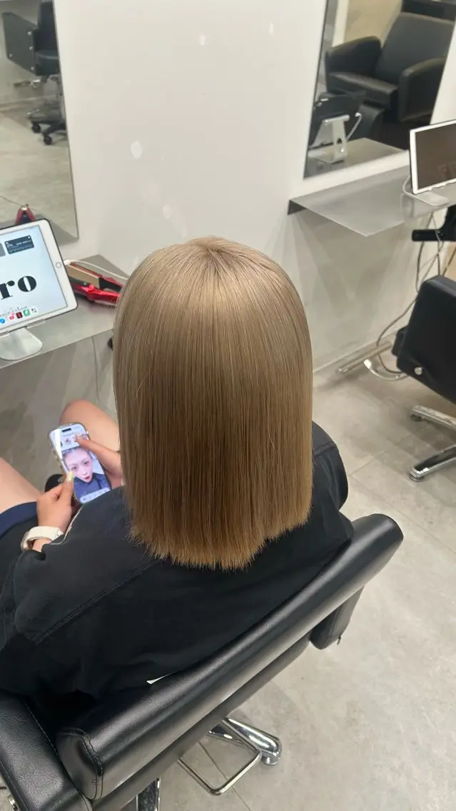 ミディアム ヘアカラー AKANE✩.*˚ Kroのヘアスタイル