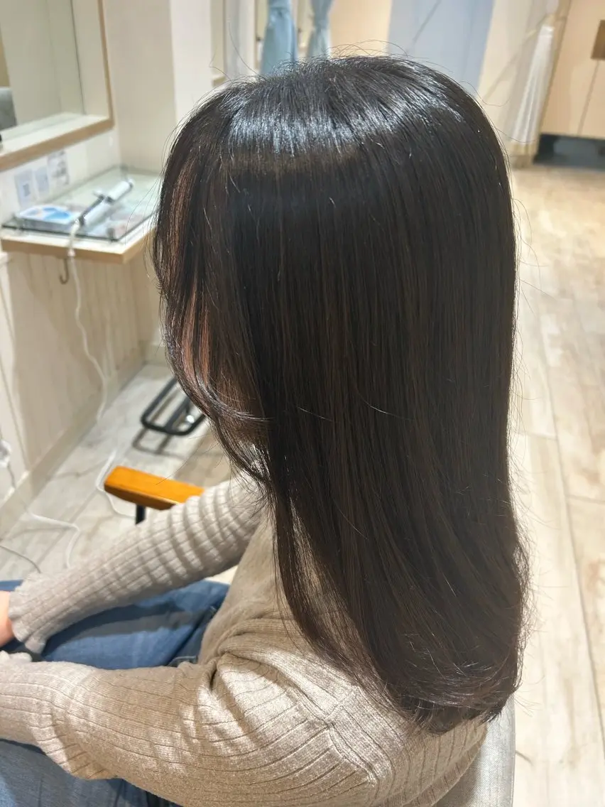 ꒰ minimo限定価格 ꒱💜前髪・お顔周りカット+艶カラー+1step treatment💜の写真