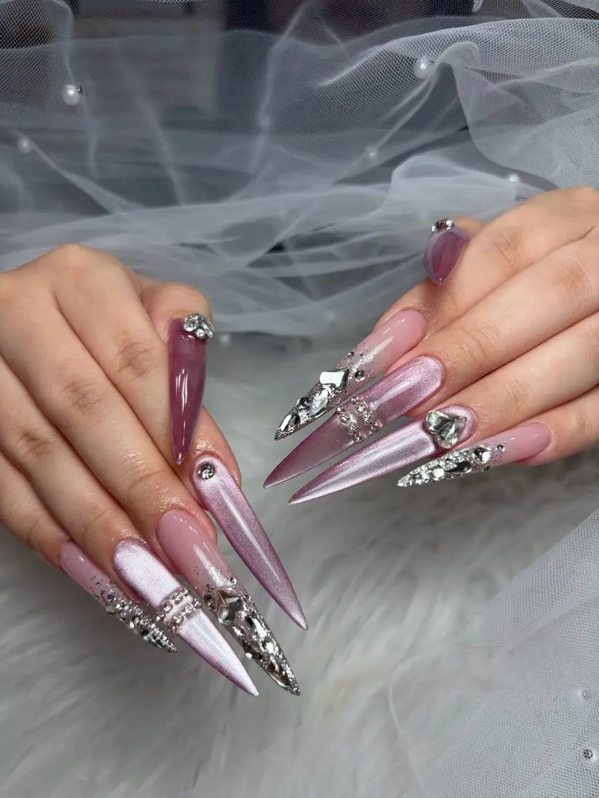 ネイル アートネイル 長さ出し ジェルネイル 韓国ネイル マグネットネイル ハンドネイル Cloudy Chan Nailのネイルデザイン