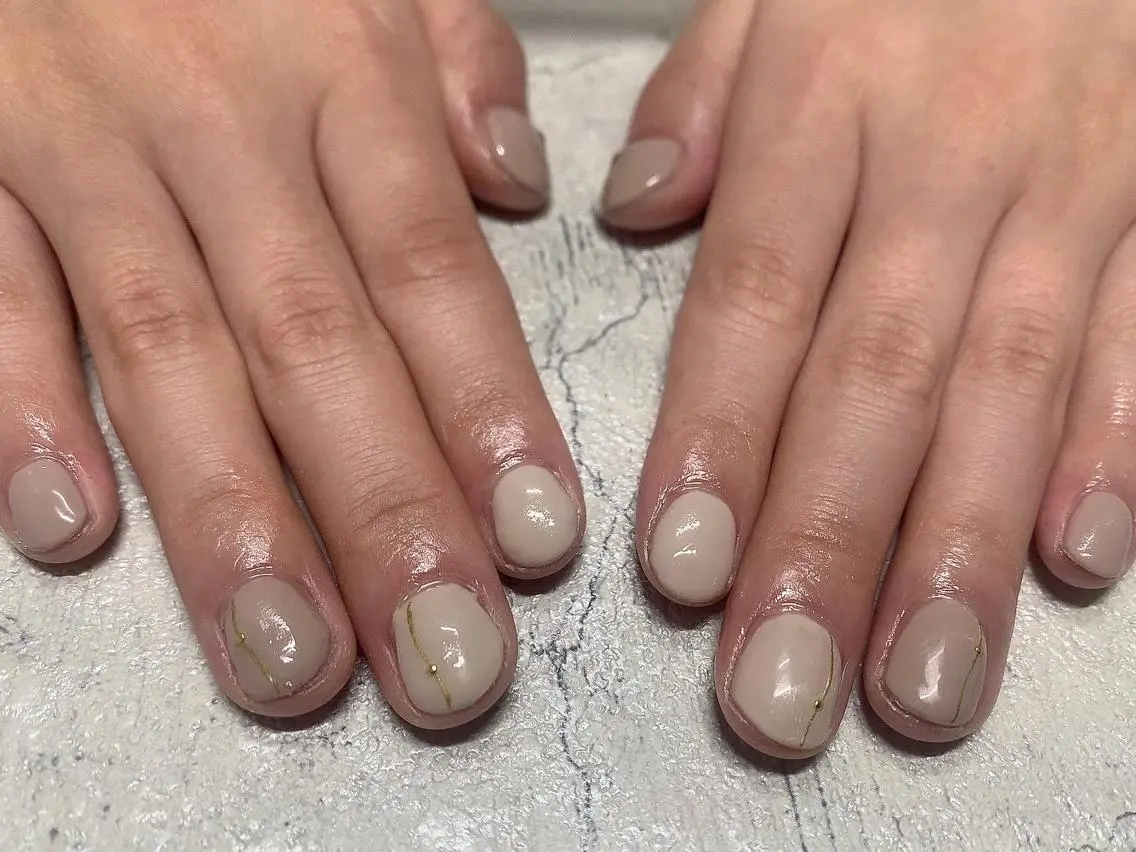 ネイル ハンドネイル mogunail &blowのネイルデザイン