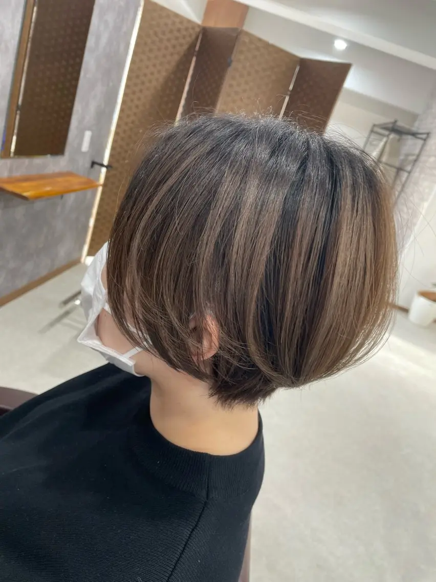 カット+リタッチカラー+トリートメントの写真