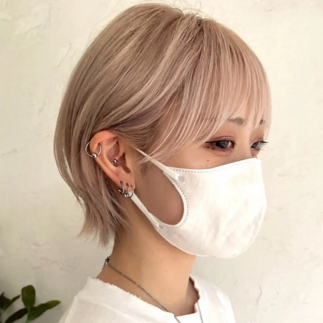 ショート カラー ダブルカラー ショートヘア カット ヘアカラー トリートメント 京都大人女性ショート 徒歩1分/秋山のヘアスタイル