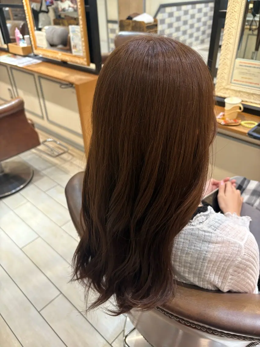 ロング ヘアカラー トリートメント SUZUKI AIRIのヘアスタイル