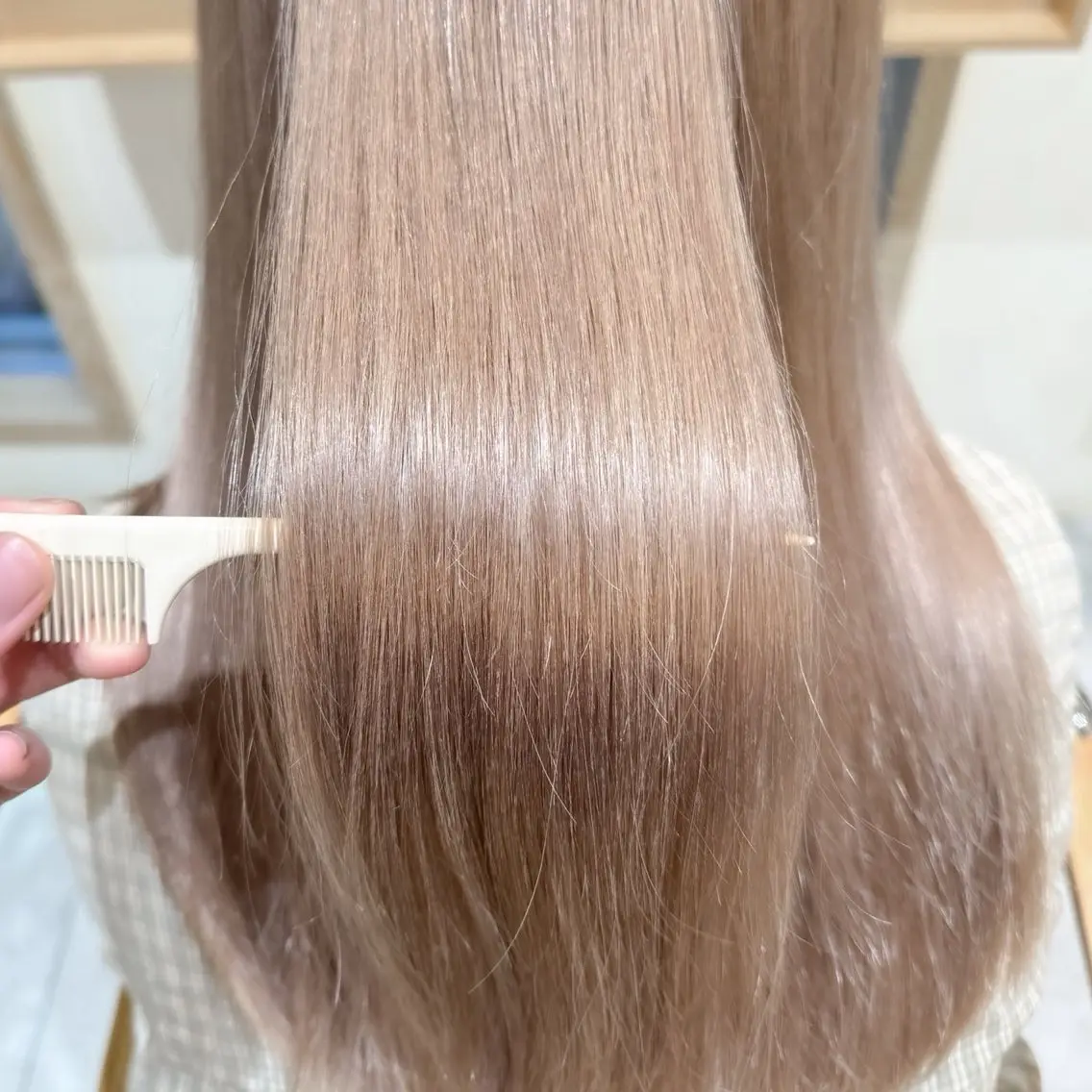 ロング 吉松 佳穂のヘアスタイル