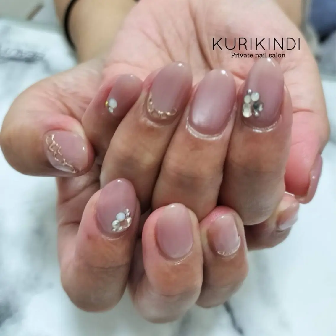 ネイル ハンドネイル ネイルサロン KURIKINDIのネイルデザイン