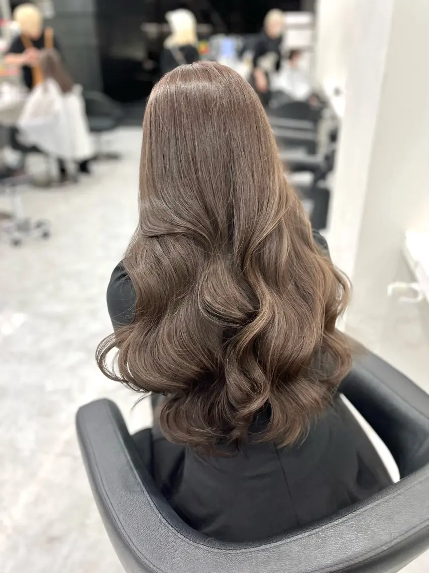 ロング 💍大人デザイン /ハイトーン♡リクトのヘアスタイル