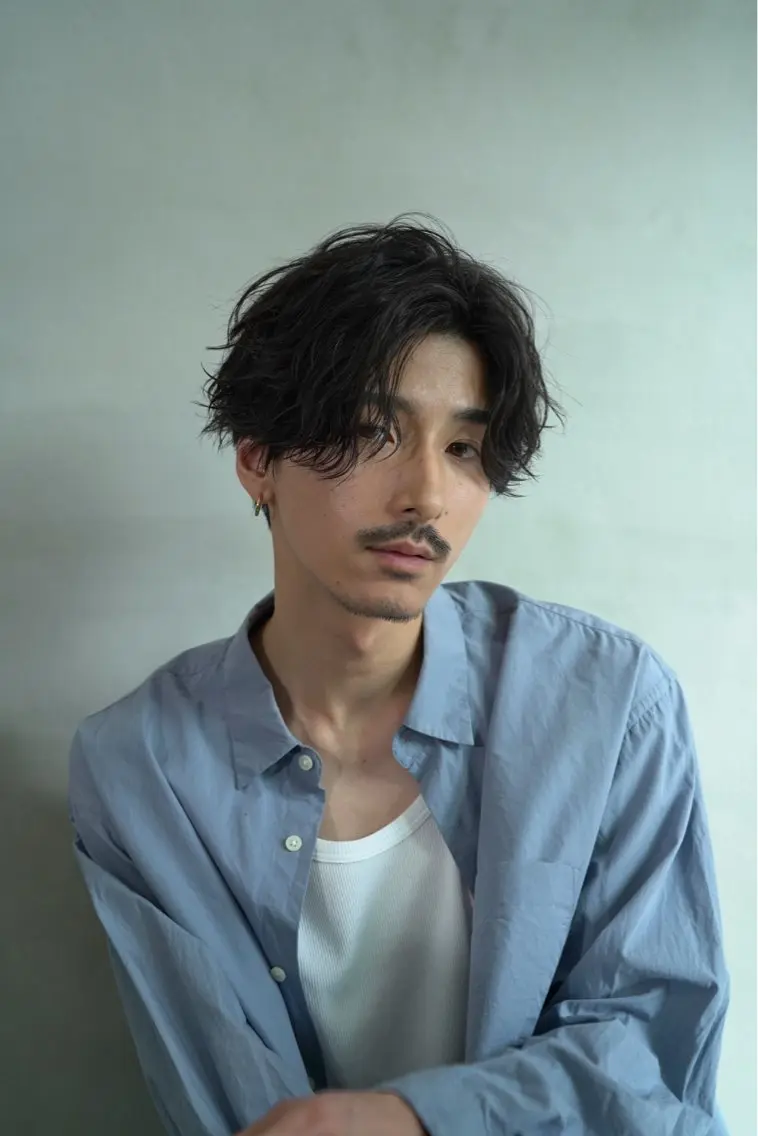パーマ メンズ fifth 安次富　泰雅のヘアスタイル