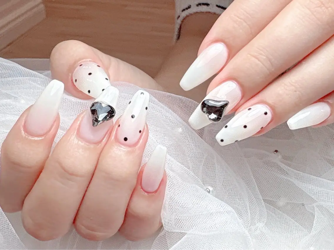ネイル Bél Nail salonのネイルデザイン