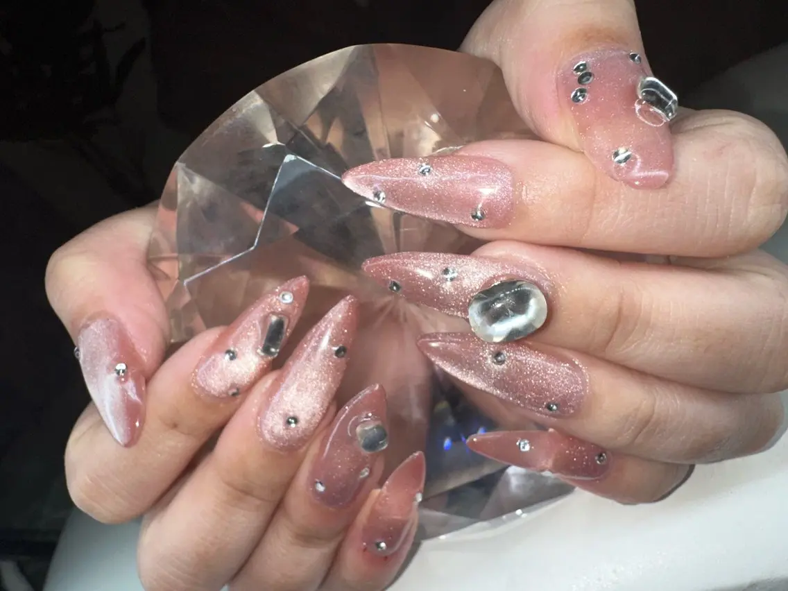 セミロング ハンドネイル YOKOSUKA NAILS💅🩶のネイルデザイン