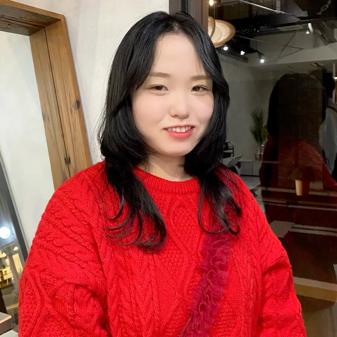 ロング カラー 透明感カラー カラーモデル fon▶山田 悠華のヘアスタイル
