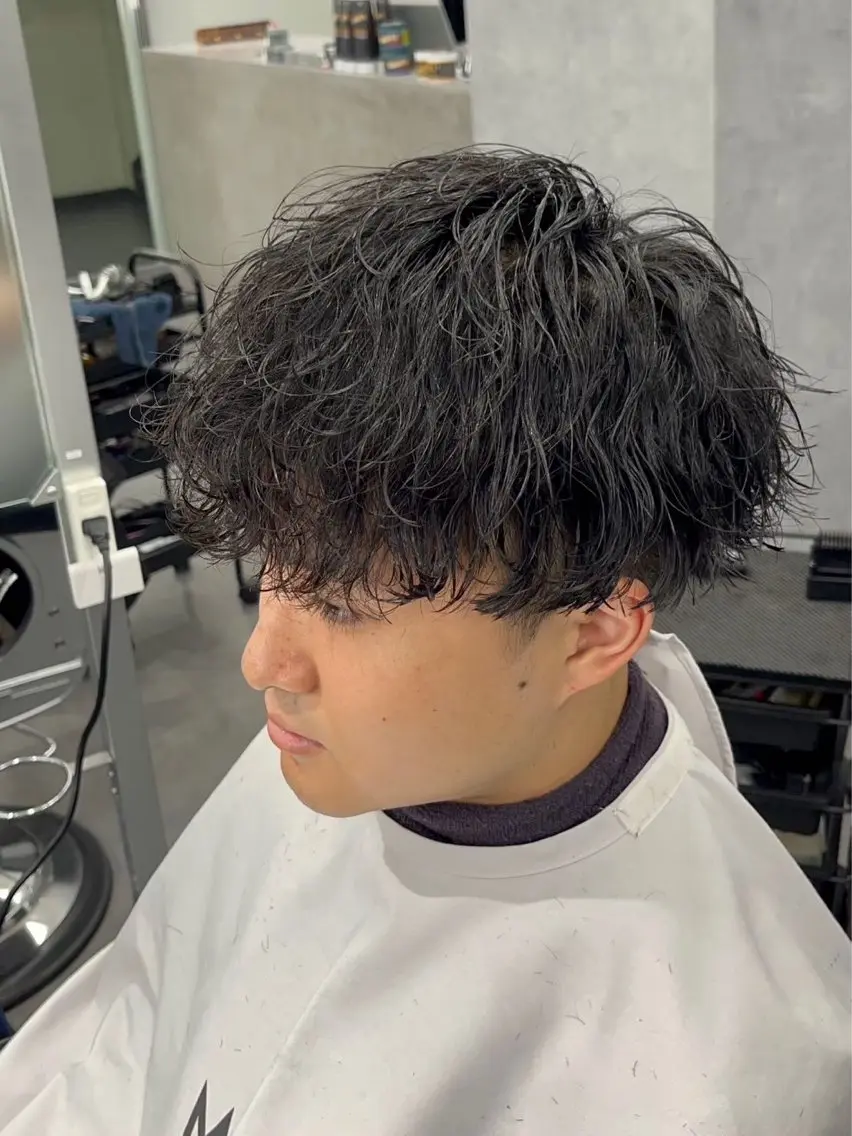 パーマ メンズ カット パーマ ヘアセット メンズ専門🔥代表 山田　パーマ大人気◎のヘアスタイル