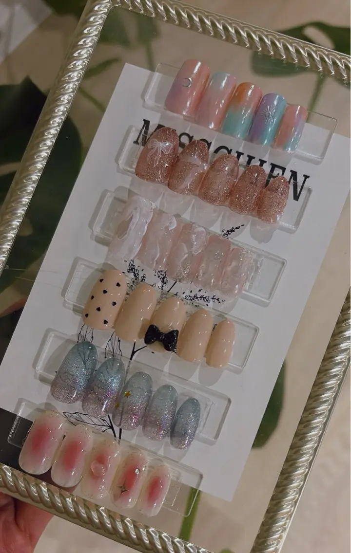 ネイル 韓国ネイル シンプルネイル 春ネイル ホワイト ハンドネイル Kai  nail Mayukoのネイルデザイン