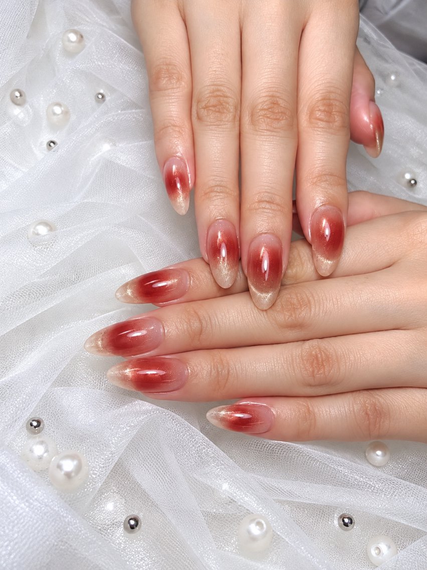 ネイル ハンドネイル RUBYネイルサロン 9Caratsのネイルデザイン