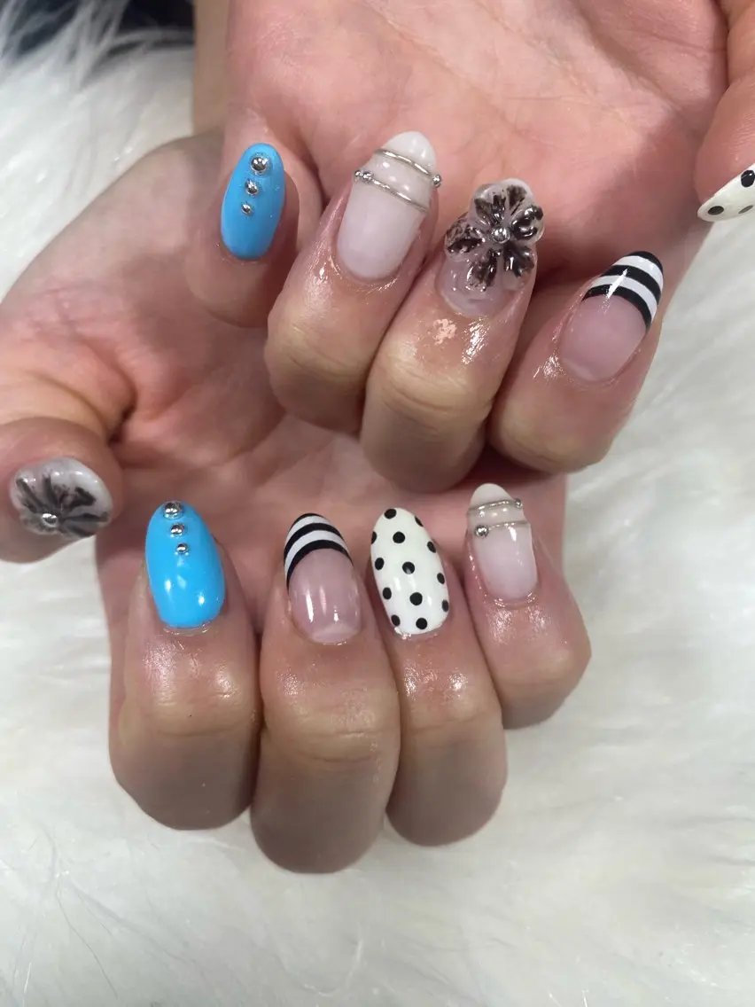 【オフあり】アートし放題Bコース🖼️🤎(ボリュームのあるデザインはこちらでお願い致します)の写真