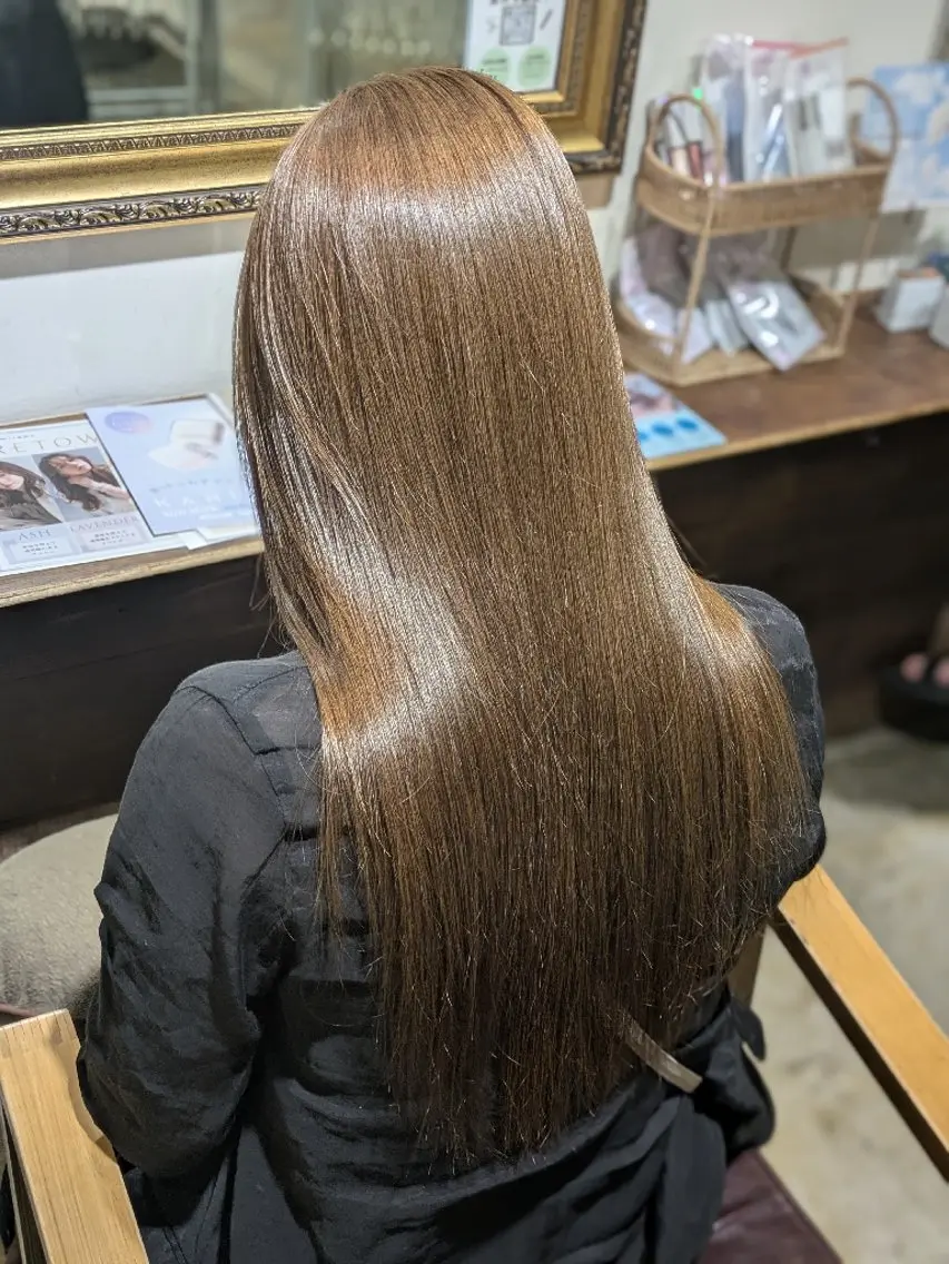 ロング 谷岡 沙也佳のヘアスタイル
