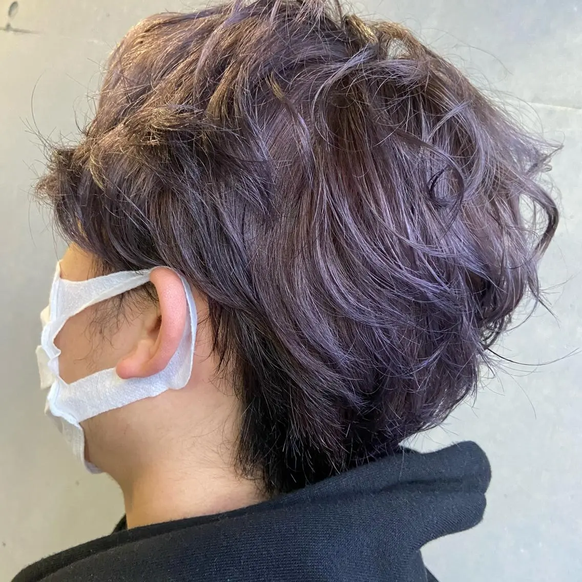 ショート カラー メンズ メンズハイトーン ハイトーンカラー カット ヘアカラー 💜推しインナー カラー/菊池柊真💜のヘアスタイル
