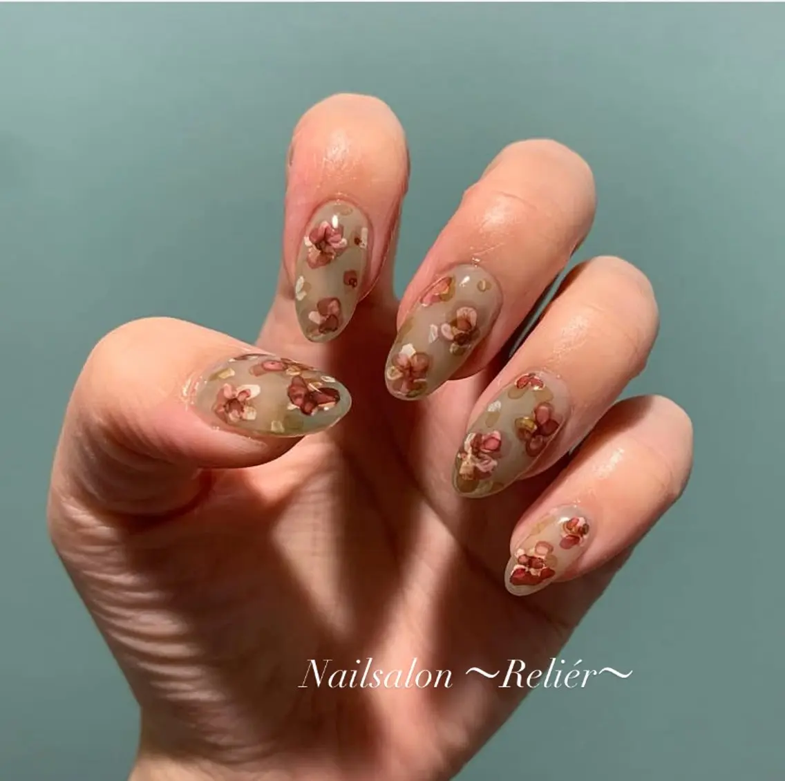 ネイル アートネイル Nailsalon 〜Reliér〜のネイルデザイン