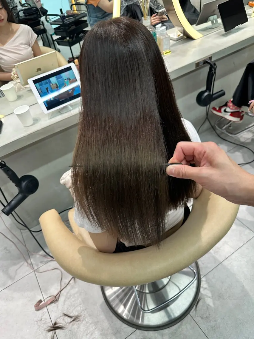 ロング カラー カット 縮毛矯正 トリートメント 《髪質改善✖️オリー ブ🧸》小嶋拓也のヘアスタイル