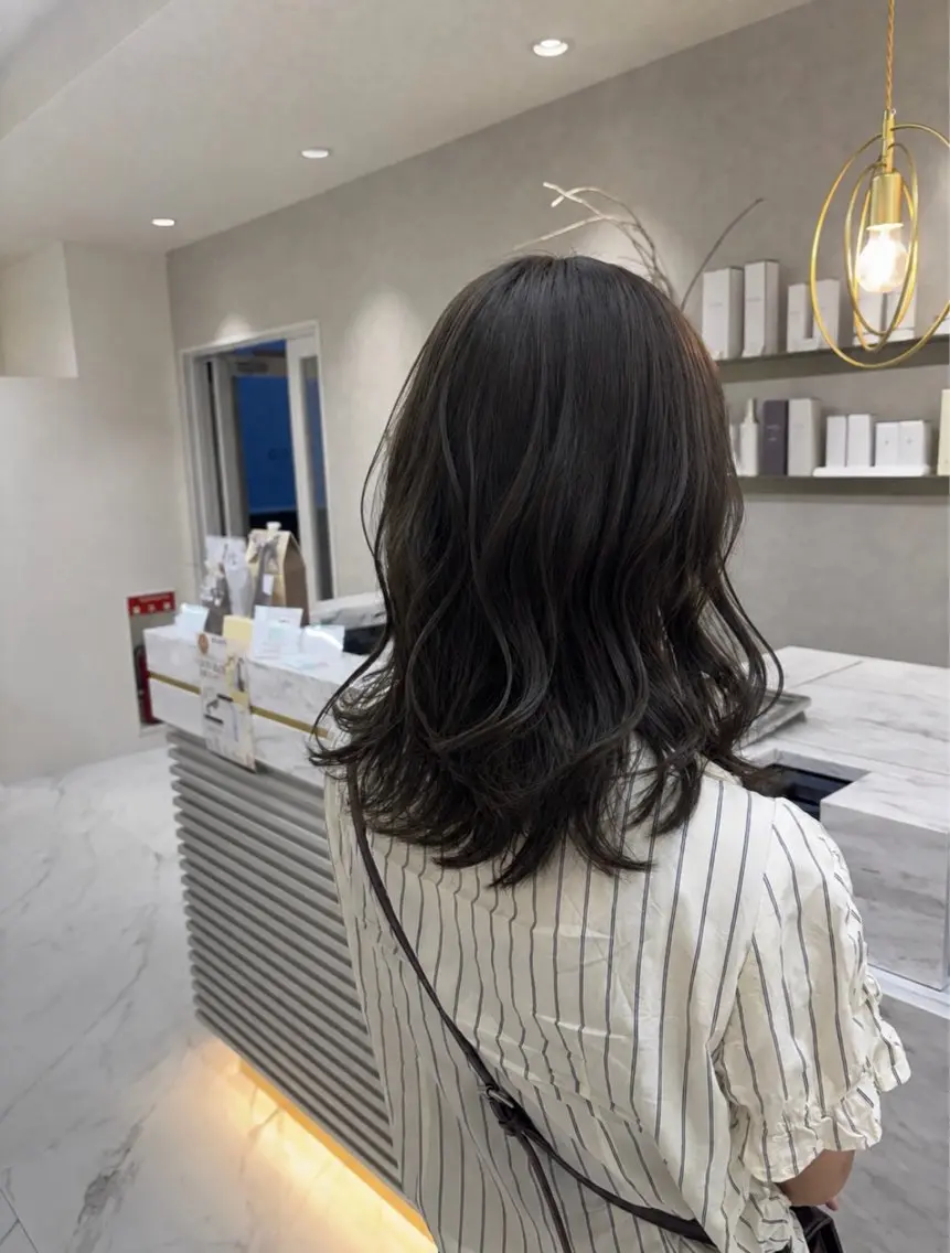 ミディアム 透明感カラーボブ レイヤー/asukaのヘアスタイル