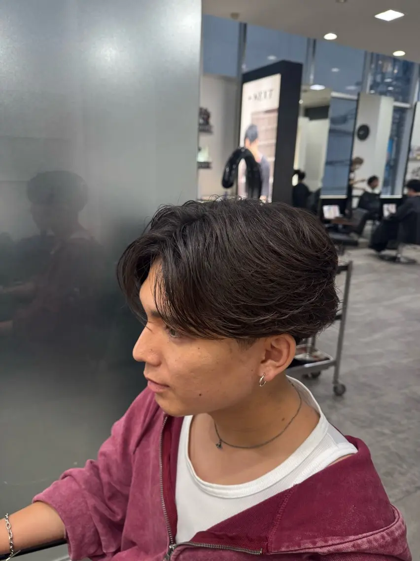 パーマ メンズ フェザーパーマ メンズパーマ ニュアンスパーマ カット パーマ メンズヘア カット、パーマ特化のヘアスタイル