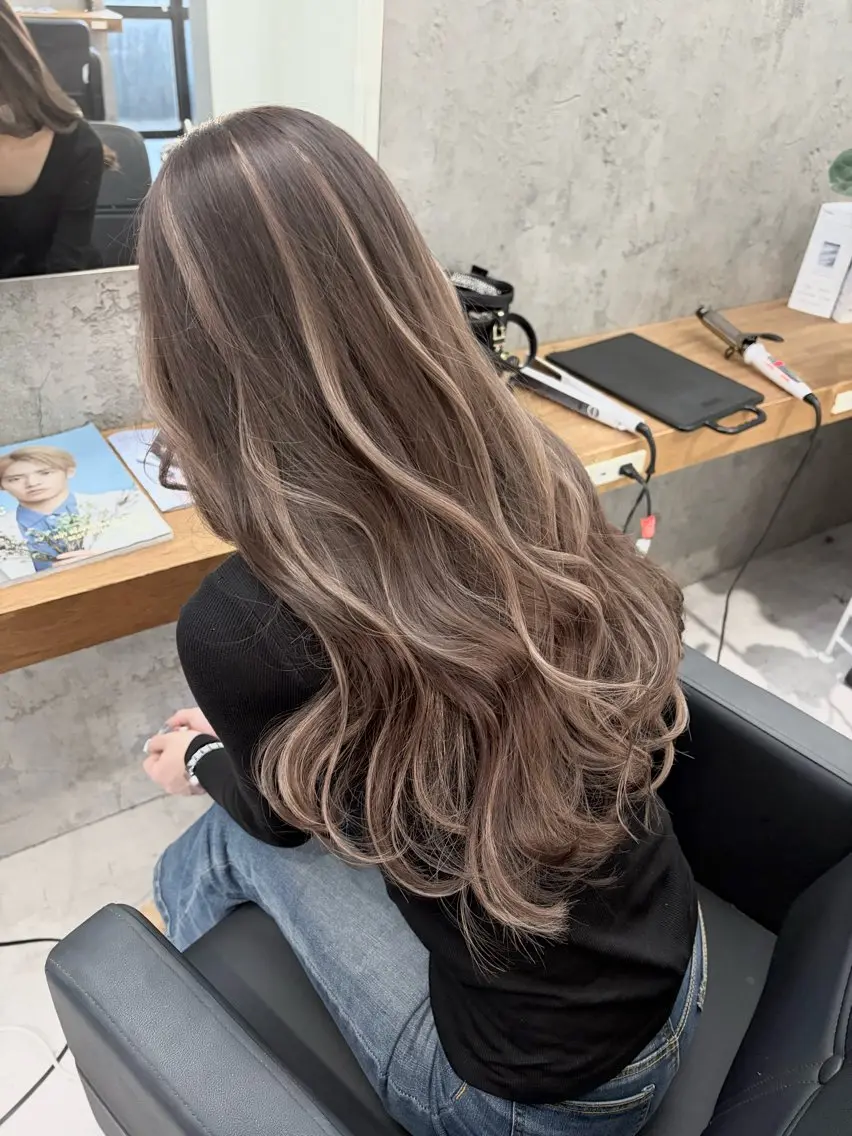 ロング カラー ヘアアレンジ エクステ vizz by el yts 北谷ブリーチのヘアスタイル