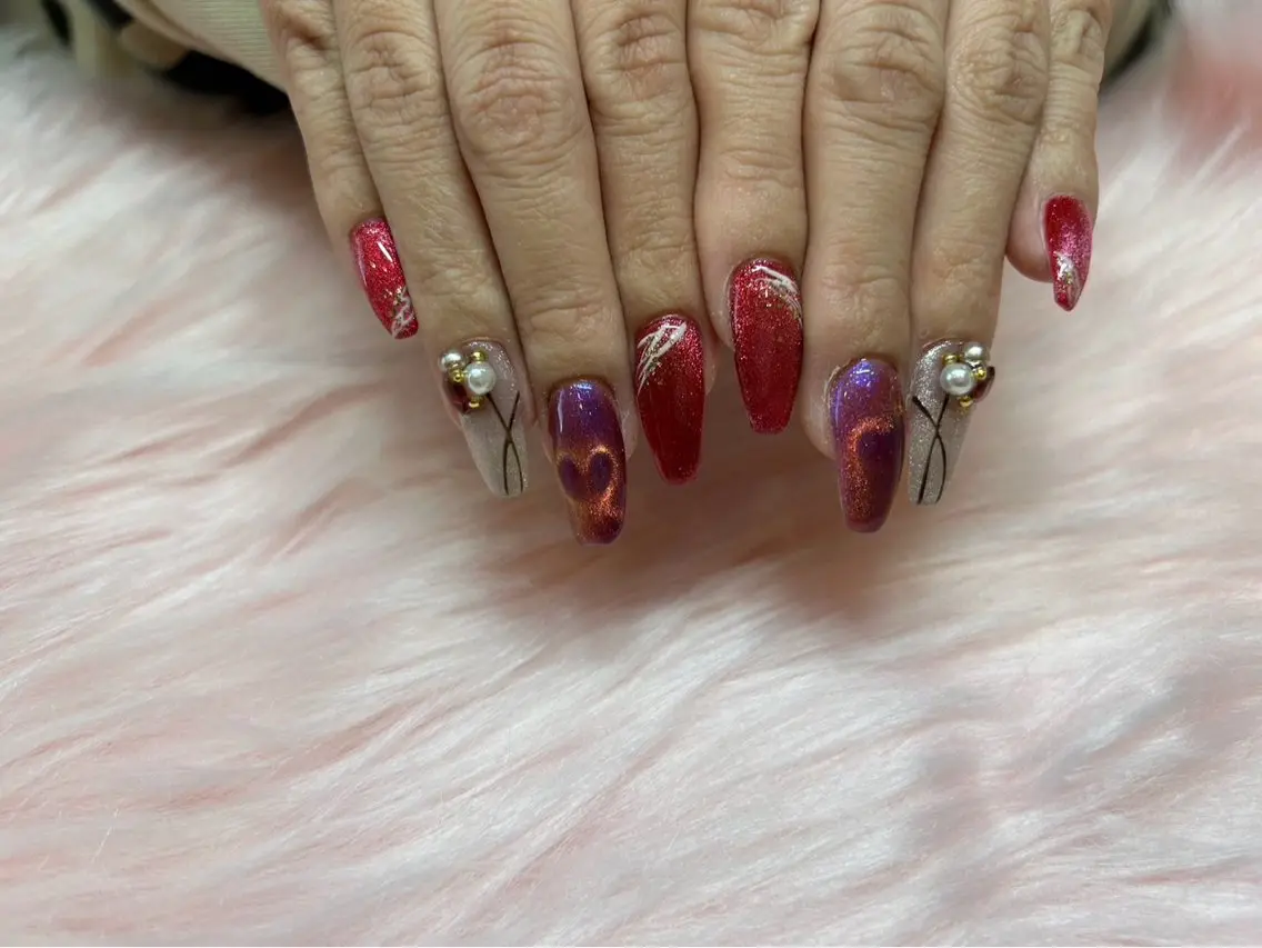 ロング Nailsalon Little Rのネイルデザイン