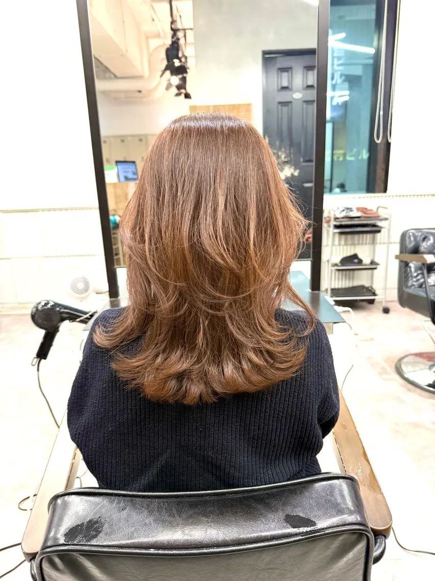 セミロング カラー カット ヘアカラー トリートメント 色気レイヤー& ショートはお任せ🌟のヘアスタイル