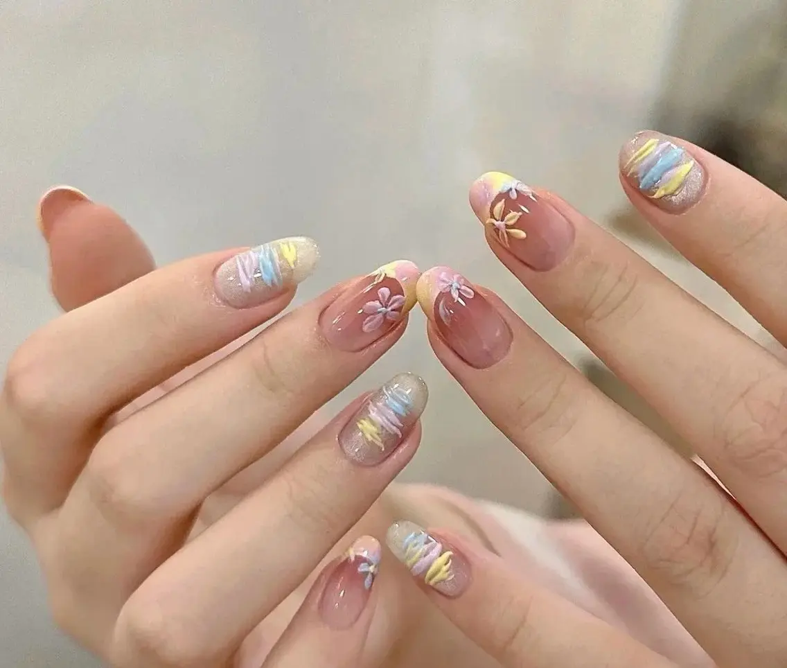 ネイル 高木 維麗絲のネイルデザイン
