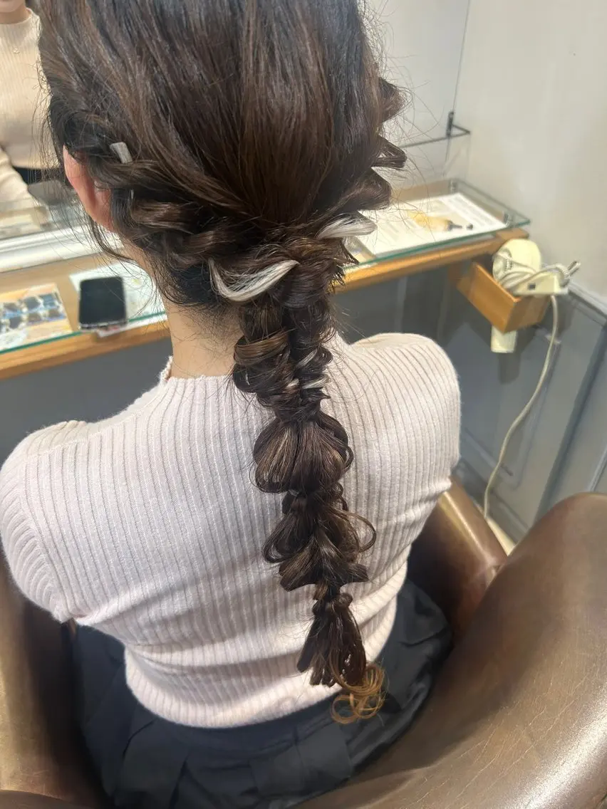ヘアアレンジ ヘアセット 韓国ヘアー🇰🇷 MIWAのヘアスタイル