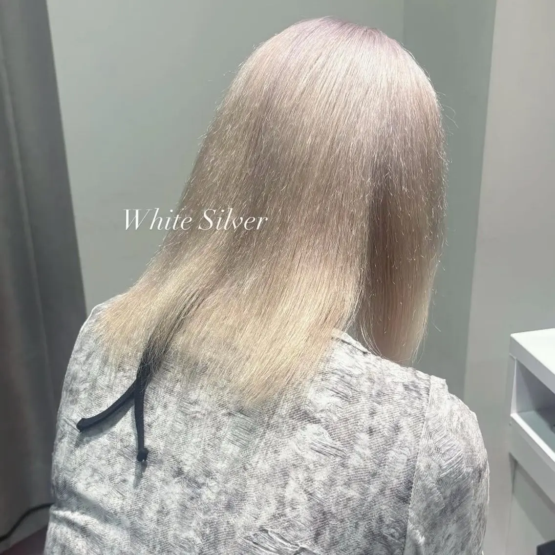 ミディアム ヘアカラー 𝑯𝒂𝒏𝒂🎀 colorlistのヘアスタイル