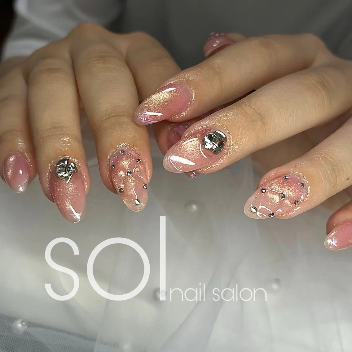 ネイル ハンドネイル sol manakaのネイルデザイン