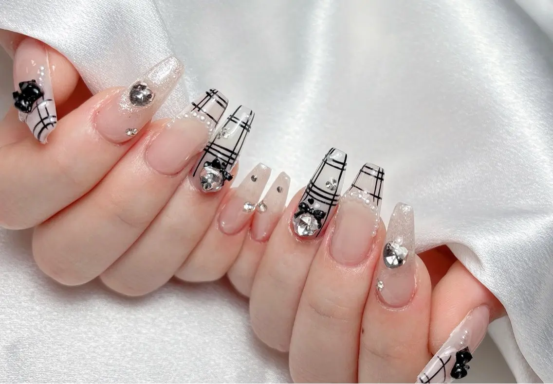 ネイル ハンドネイル Aura Nail 長さだし/パラジェルのネイルデザイン