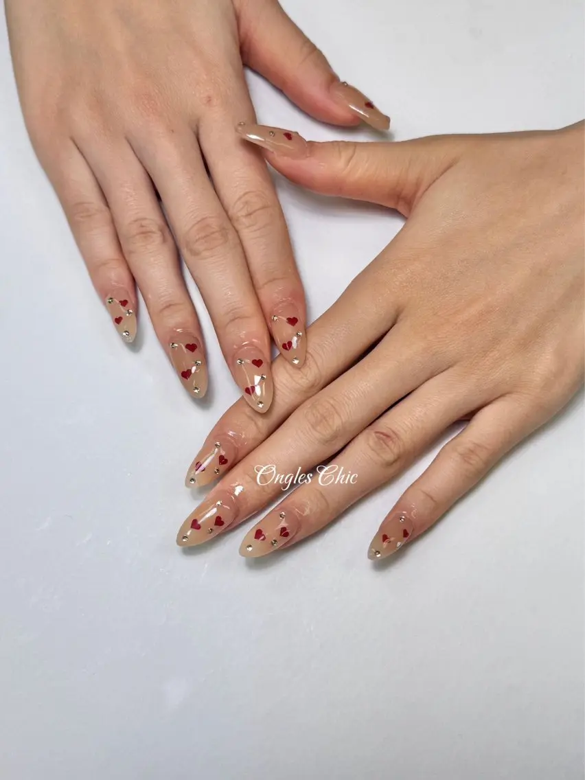 ネイル ハンドネイル ongles chicのネイルデザイン