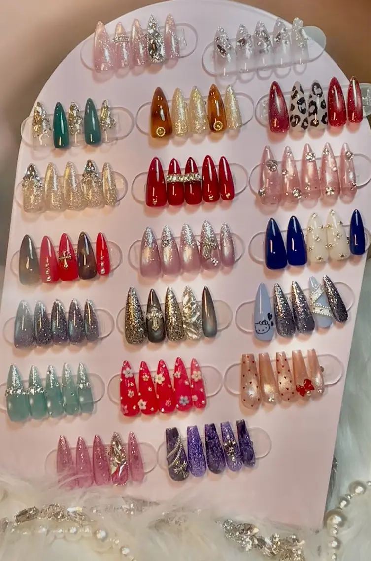 ネイル ハンドネイル Leo Nailのネイルデザイン