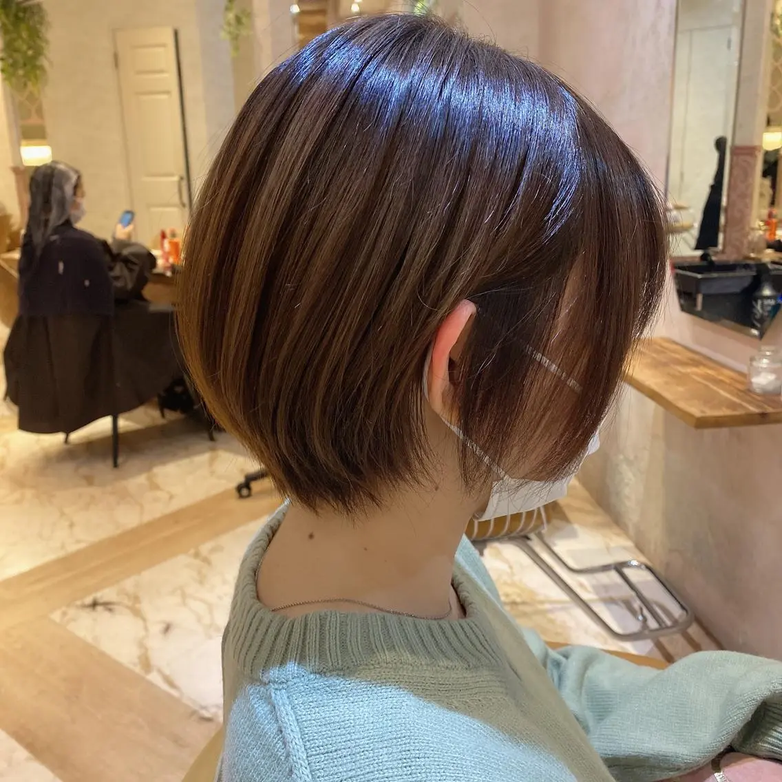 ミディアム カット ヘアカラー トリートメント 代表山口ひな 髪質改善のプロのヘアスタイル
