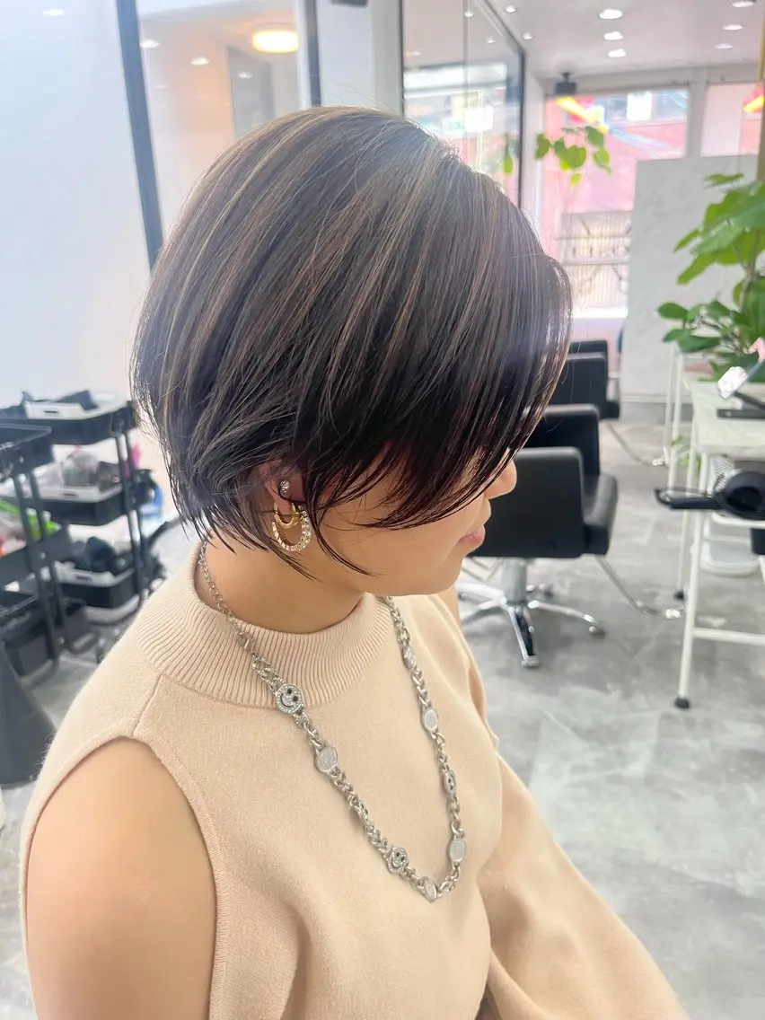 ショート ハイライト label はしぐち ななみのヘアスタイル
