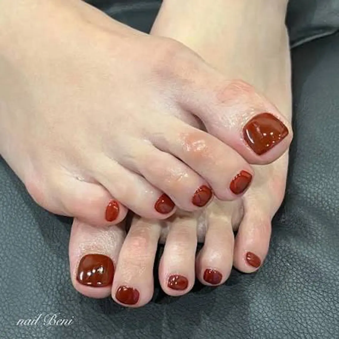 【フットネイル】ちゅるん×キラキラ¥3,500の写真