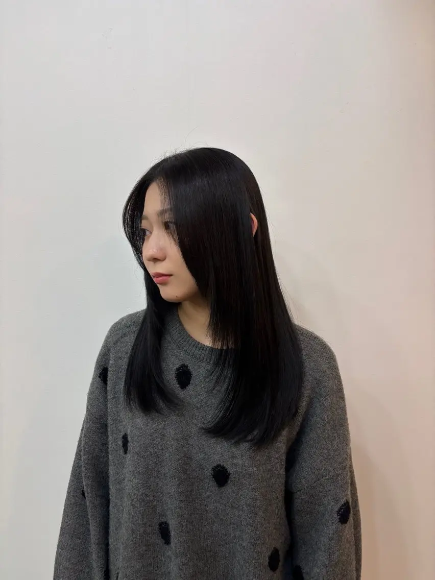 セミロング ヘアカラー tsukimi .SUIのヘアスタイル